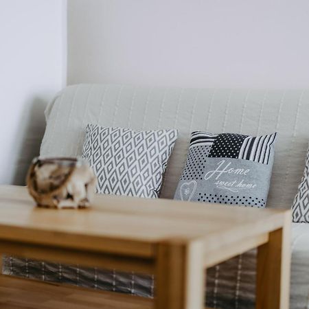 Biohof Egrieder Appartement Jois Buitenkant foto